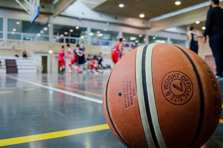 Wie lange geht ein Basketballspiel Lösung und Erklärung